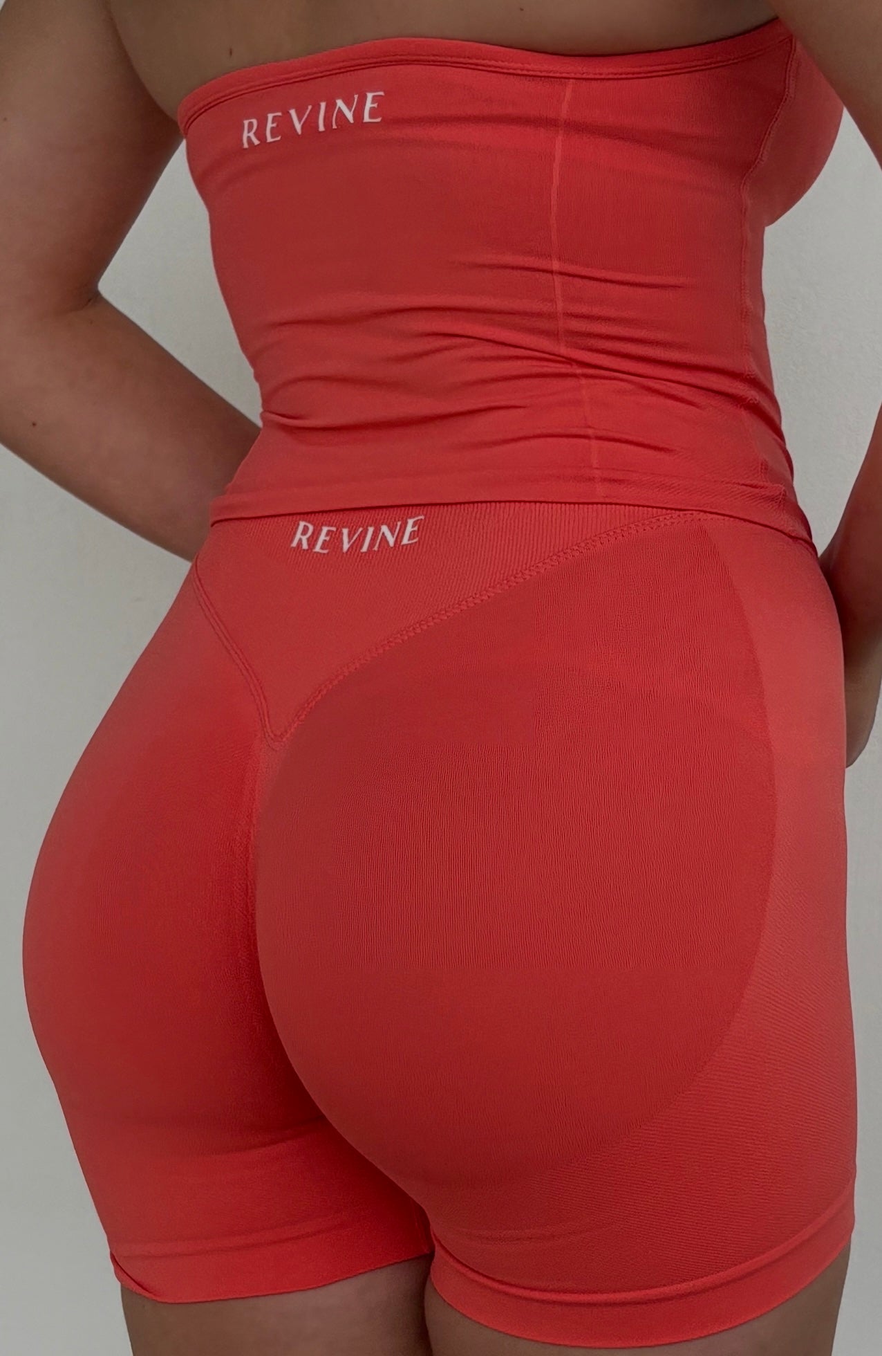 LUNA seamless short