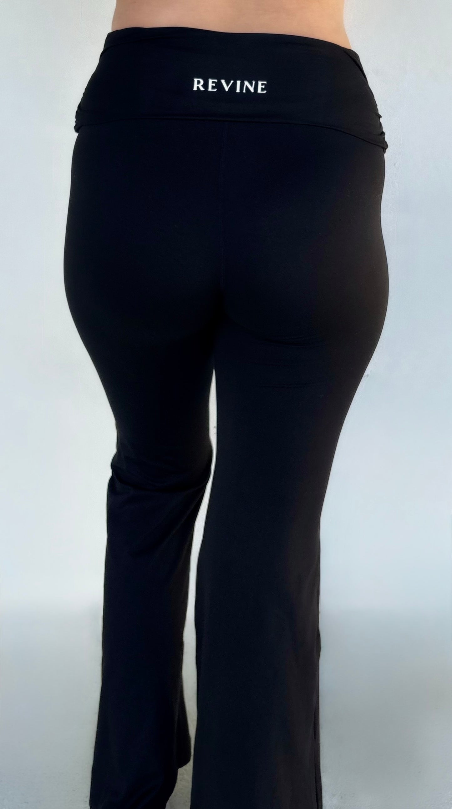 Off-Duty Flare leggings